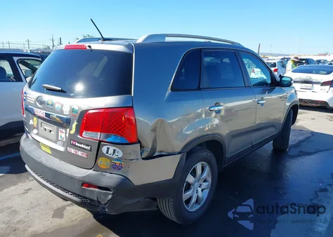 2011 Kia Sorento Lx V6 z USA, uszkodzony, nr VIN 5XYKT4A21BG160733